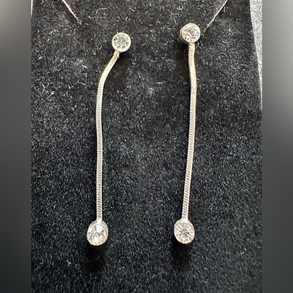 Fashion Jewelry Silver Linear Crystal Drop Earrings